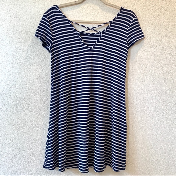 Socialite Striped Dress - Picture 2 of 3